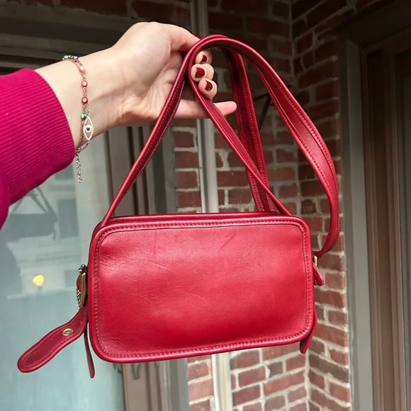 Vintage coach 9167 over counter camera bag crossbody red leather retro y2 legacy - Picture 2 of 14